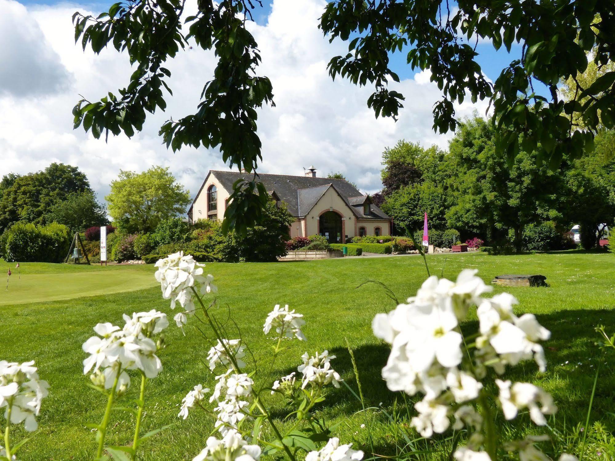 Anjou Golf And Country Club Hotel Champigne Ngoại thất bức ảnh